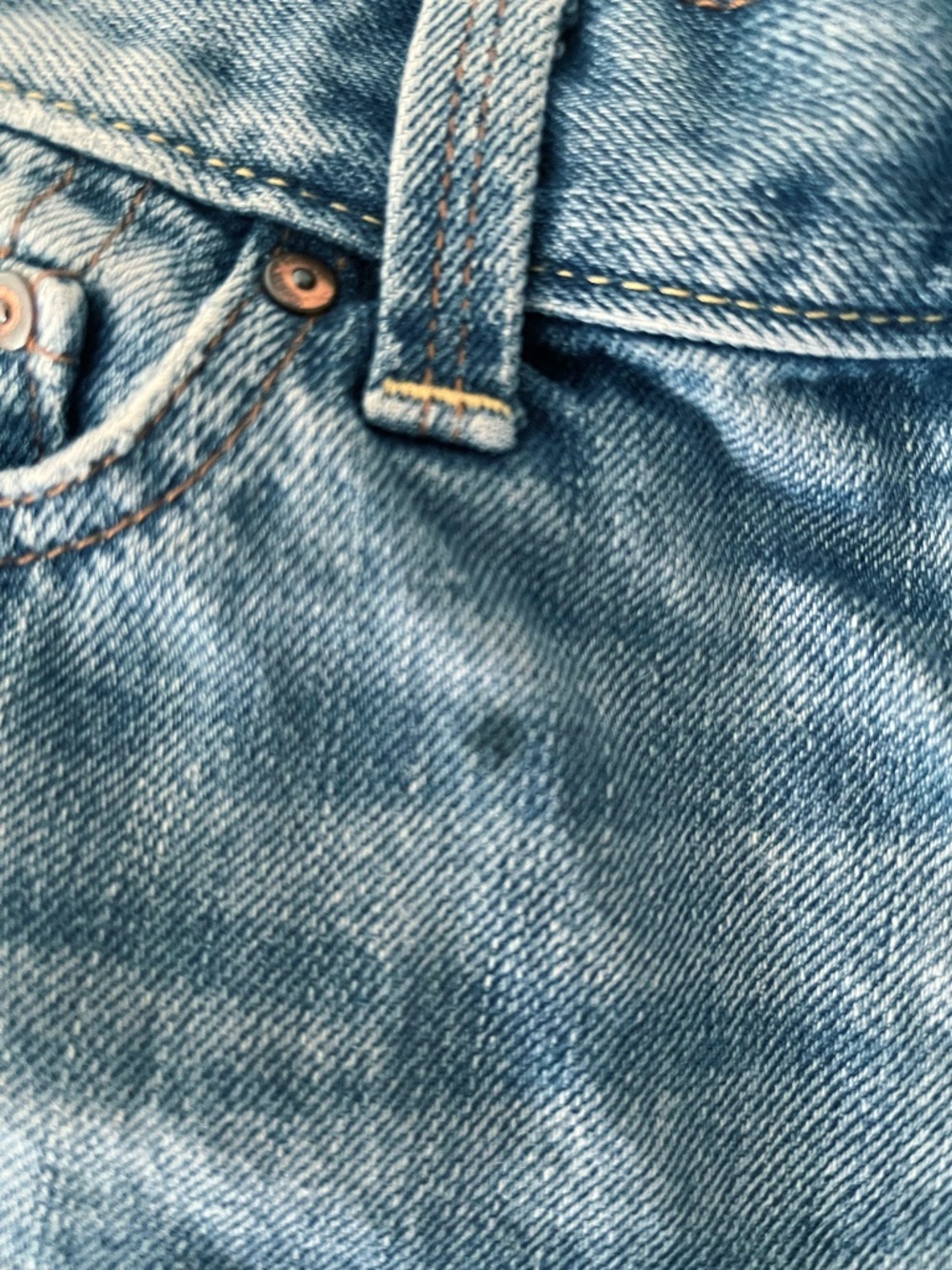 VTG GAP 1969 Distressed Cuffed Boyfriend Denim Shorts. Size 29. - Picture 4 of 4